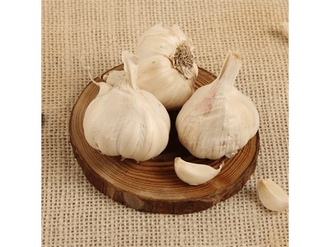 1941_789_thumb.jpg Garlic - Organically Grown (Lehsun), 100 g - Image 1