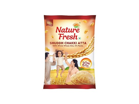 4175_813_thumb.jpg Nature Fresh Shuddh Chakki Atta, 5 kg - Image 1