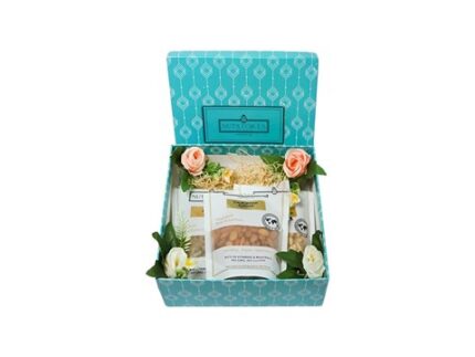 Nuts For Us Tiffany Dry Fruit Gift Pack, 1.45 kg